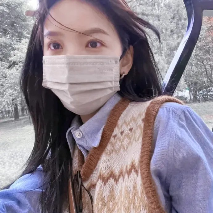 扬眉女导甘比茵
